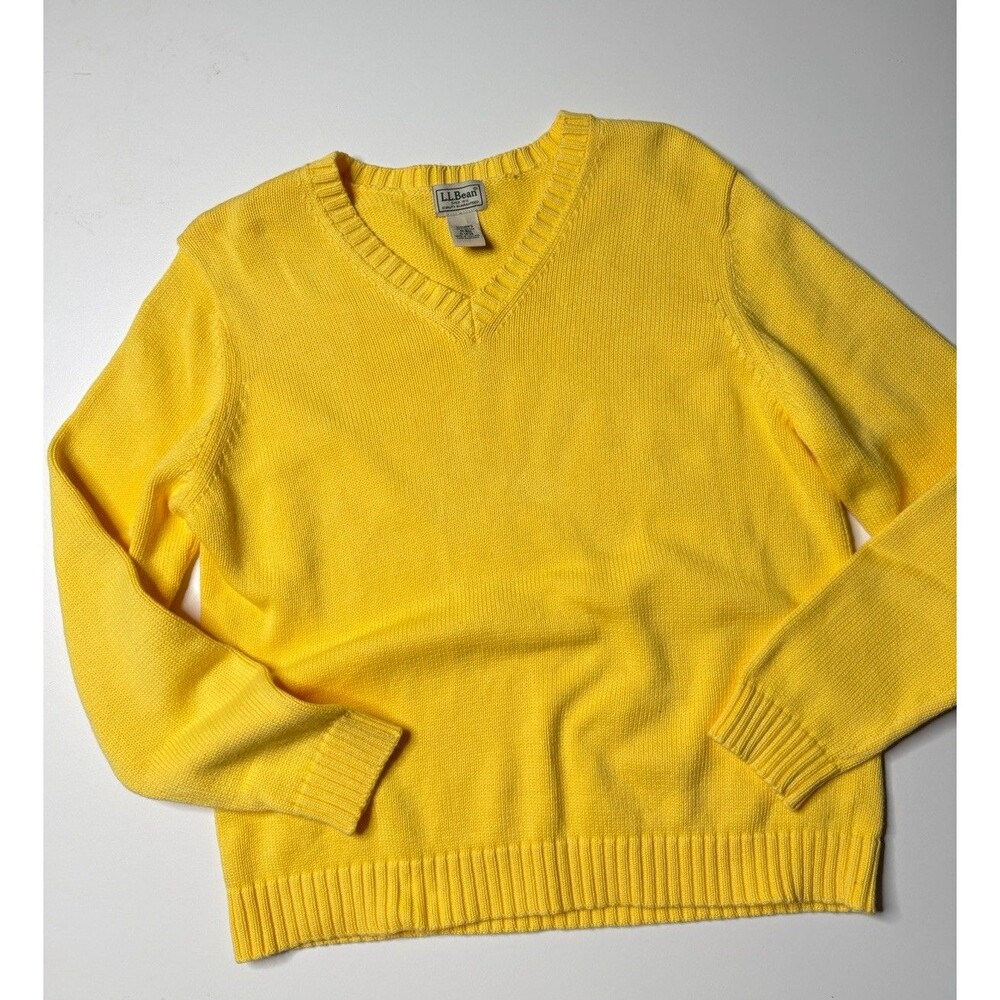 Vintage L.L Bean V Neck Cotton Sweater Women’s SM Yellow Knit 90s Cotton